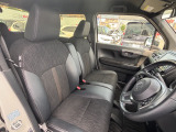 1列目シートです。足元までゆったりとご乗車頂けます!!