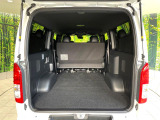 普段のお買い物や通勤、送迎等に十分な荷室スペースを確保しております。大きな荷物の積載も可能です♪