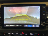 リアカメラ付で、後方をナビ画面で確認。車庫入れも安心です。もちろん、バックギアと連動しています。
