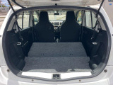 後席を格納すると、これだけの広さが!シーンに合わせたシートアレンジで、大きな荷物も積むことが出来ます♪