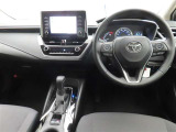 ぜひ展示車の運転席に座ってみてください。