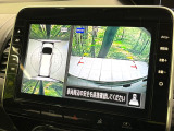 【アラウンドビューモニター】専用のカメラにより、上から見下ろしたような視点で360度クルマの周囲を確認することができます☆死角部分も確認しやすく、狭い場所での切り返しや駐車もスムーズに行えます。