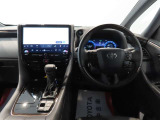 運転に集中しやすいコックピット。安全確認がしやすく、運転に集中できる構成に。最大限走りの良さを楽しむことができます。