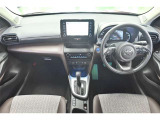見通しのよいすっきりとした視界で、誰でも運転しやすいです。運転のしやすさは疲れにくさにも繋がりますよ♪