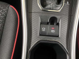 【電動パーキングブレーキ】付きです。文字通りに「パーキングブレーキ」の操作を「電動化(モータで動かす」したものです!
