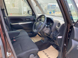 一度ご来店いただき運転席に座ってみてください!シートの座り心地や雰囲気なども感じて頂けます!