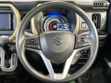 【ステアリングスイッチ】運転中、前方から目線をそらすことなく、オーディオ等の操作が可能な便利機能!安心&快適なドライブを演出してくれます♪