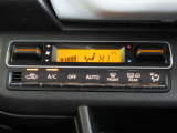 【オートエアコン】これなら車内温度を一定に保ちやすく過ごしやすいです。