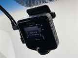 【ドライブレコーダー】映像・音声などの運転中の記録を残します。事故などを起こした起こされた時の証拠になりえますので、もしも時でも安心ですね。
