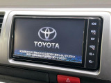 【純正ナビ】人気の純正ナビを装備しております。ナビの使いやすさはもちろん、オーディオ機能も充実!キャンプや旅行はもちろん、通勤や買い物など普段のドライブも楽しくなるはず♪