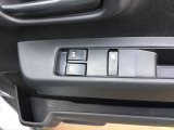 運転席&助手席パワーウインドウ