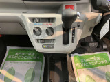 ご納車前に納車点検(法定12ヶ月点検相当)を実施し、基本性能に関わる機能や状態を徹底的に点検します。