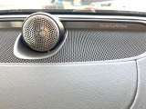 【Bowers & Wilkins】ボルボのプレミアムオーディオ。車内空間という特殊な環境に100年以上の伝統を持つイェーテボリ交響楽団の音響を再現した「コンサートモード」を搭載。