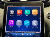 新しくなったセンターコンソールはスマートフォンを操作するような感覚でナビから車両の設定までが可能です。