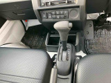 更新は随時行っておりますが、現車のみの在庫となりますので、お出かけ前に必ず在庫・商談状況の確認、来店のご予約のご連絡お願いいたします。