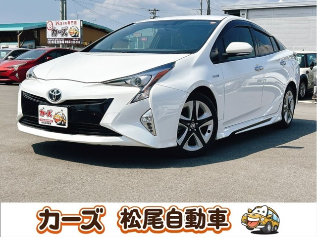 トヨタ プリウス 