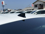 ★もしもの時でも安心の板金工場併設★大切にされている愛車の傷もエイチプラスにお任せください★ご購入いただいたお車以外の車のキズ・へこみも元通り★国家資格を取得しているスタッフが修理いたします★