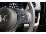 Hondaセンシングの機能のひとつ、アダプティブクルーズコントロール付!アクセルから足を離しても設定したスピードと前車との車間を保ち走行してくれます!車線維持もアシスト☆高速道路で疲労軽減ですね☆