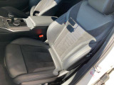 助手席シートも運転席同様に人間工学に基づいた設計となっておりますので、長距離ドライブも快適です♪