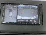 バックカメラ装備しております。駐車時に大変役に立ちますよ。駐車が苦手な方にも便利機能です。