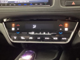 運転席と助手席にシートヒーターが付いています☆寒い時期に腰周りを温めてくれるので体全体が温まりやすいのは勿論、暖房と違い顔に風が当たらないので、乾燥肌やドライアイの方でも大丈夫☆