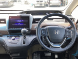 ホンダ純正メモリーナビ搭載ですので、遠距離へのお出かけもお任せ下さい。