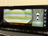 【フロントカメラ】運転席に座った状態で死角になりやすいクルマの前の様子まで確認でき安全ですね♪