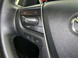 ステアリングスイッチ装備!運転しながら手元でオーディオの操作などができます。