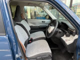 運転席の画像です。