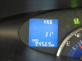 たとえばダイハツのお店にある、たくさんのスマアシ搭載車は、正常に作動する事をしっかり確認します。