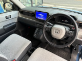 運転席の画像です。