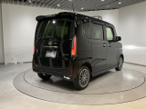 自動車保険・JAFも取り扱っております。また、お客様のご希望で保証延長(有償・一部の車種では取り扱いできません)もご準備しております。