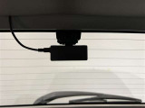 後方ドライブレコーダー装備!追突事故やあおり運転といった後方からのトラブルへの備えとなり、いざと言う時の強い味方です♪