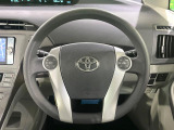 【ステアリングスイッチ】運転中、前方から目線をそらすことなく、オーディオ等の操作が可能な便利機能!安心&快適なドライブを演出してくれます♪