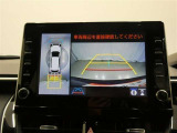 パノラミックビュー付きバックモニターがついていますのでバックでの駐車が苦手な方でも大丈夫です。実際のバック駐車は目視確認と合わせてお使い下さい。