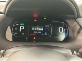 視認性の良いデジタルメーターです。