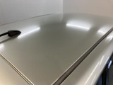 ルーフにクリアとびあります。