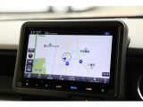 ナビはホンダ純正VXM-264ZFEi。フルセグTVも視聴出来ます。Bluetooth接続をすれば音楽再生のみならずスマートフォンならばハンズフリー通話も可能です。