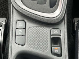 ドライブモードセレクトスイッチ、VSC OFFスイッチ、ブレーキホールドスイッチ、パーキングブレーキスイッチ。