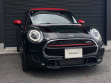 レッドルーフとのツートーンがキマっています。