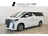 新車と中古車サービス工場が併設しております。店舗も新しくなりました。ぜひご覧ください。