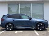 オリジナル・サービスもついたBMW自動車保険も取り扱っております。BMW自動車保険にご加入いただくと、万一のトラブルを24時間365日サポートするエマージェンシー・サービスの〈プレミアム〉をご利用いただけます。