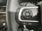 ステアリングスイッチ付きでオーディオ操作も簡単に!