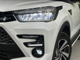 【シーケンシャルターンランプ付きLEDヘッドライト】人気の『流れるウィンカー』付きのLEDヘッドライトを装備♪高級感はもちろん、点灯時は存在感たっぷりで他車からも認識されやすく安心です。
