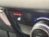 シートヒーターが付いています!寒い日に便利な装備ですね。