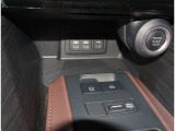 電動パーキングブレーキ付きです。