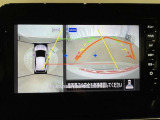 専用のカメラにより、上から見下ろしたような視点で360度クルマの周囲を確認することができます☆死角部分も確認しやすく、狭い場所での切り返しや駐車もスムーズに行えます。