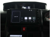 純正9インチディスプレイオーディオ装備!インパネ中央部のディスプレイに、オーディオ機能とスマホ連携機能を搭載!