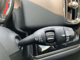 オリジナルサービスもついたMINI自動車保険も取り扱っております。MINI自動車保険にご加入いただくと、万一のトラブルを24時間365日サポートするエマージェンシー・サービスの〈プレミアム〉をご利用いただけます。