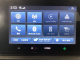 【ディスプレイオーディオ】スマートフォンに接続すると、音楽を聴くことができます♪もちろんFM/AMラジオもお聞きいただけますよ♪